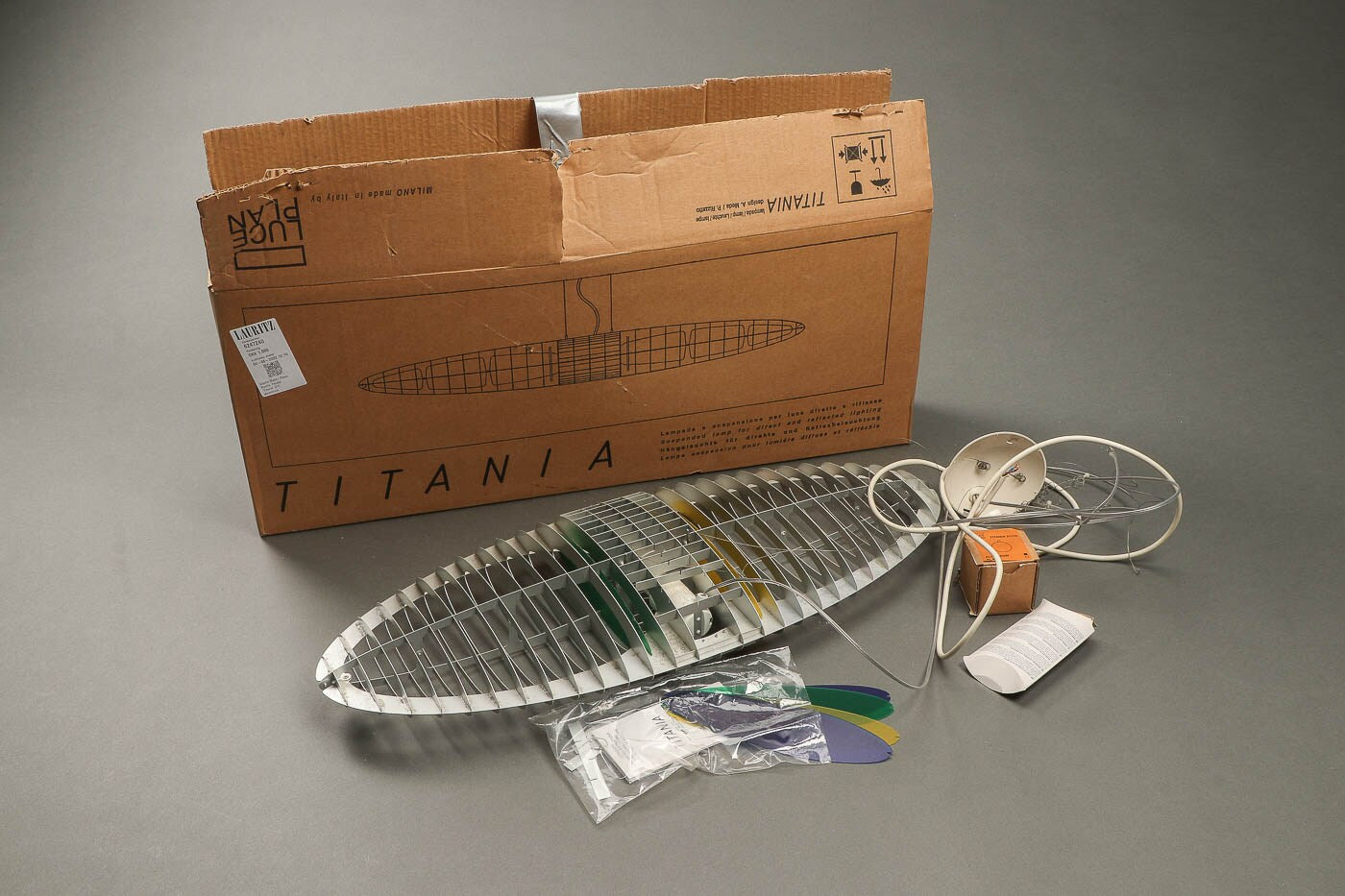 Titania Pendant Light (model D17)