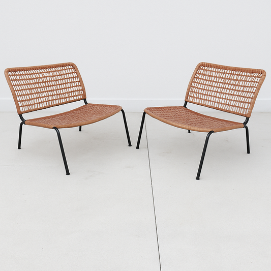 Living Divani Frog Armchair by Piero Lissoni.