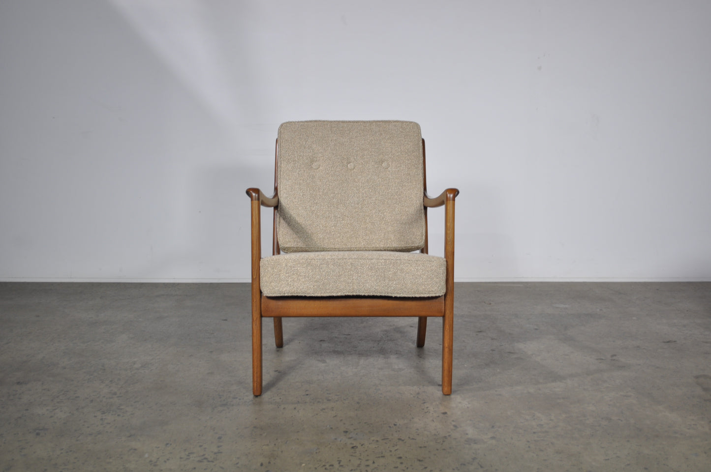 Ole Wanscher 'Senator' Armchair.