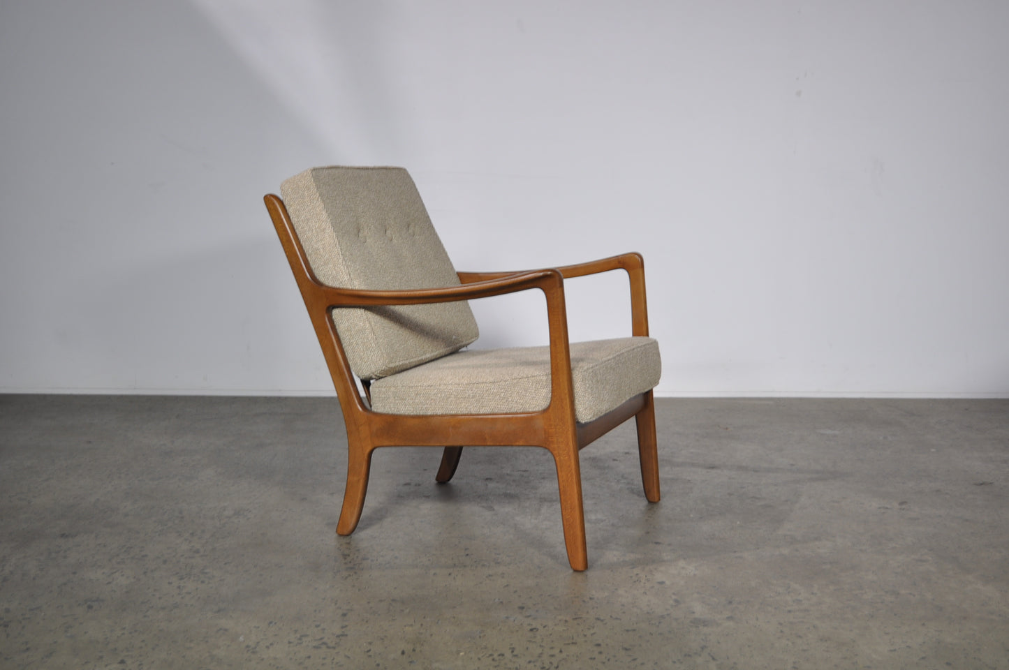 Ole Wanscher 'Senator' Armchair.