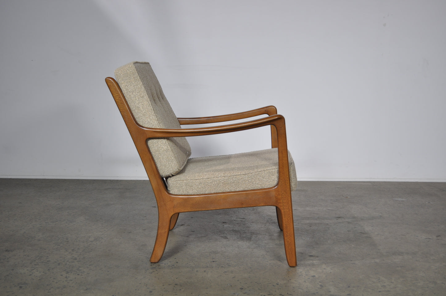 Ole Wanscher 'Senator' Armchair.