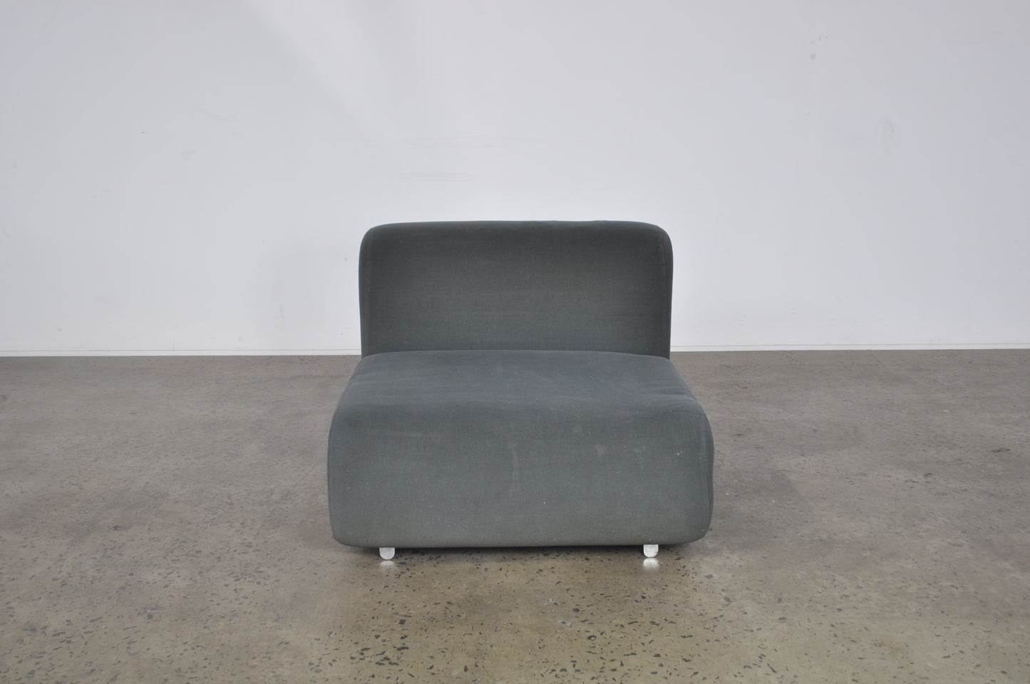 Knoll Suzanne chair by Kazuhide Takahama.