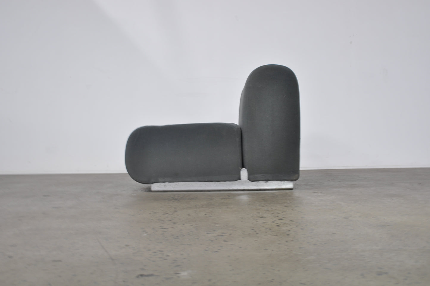 Knoll Suzanne chair by Kazuhide Takahama.