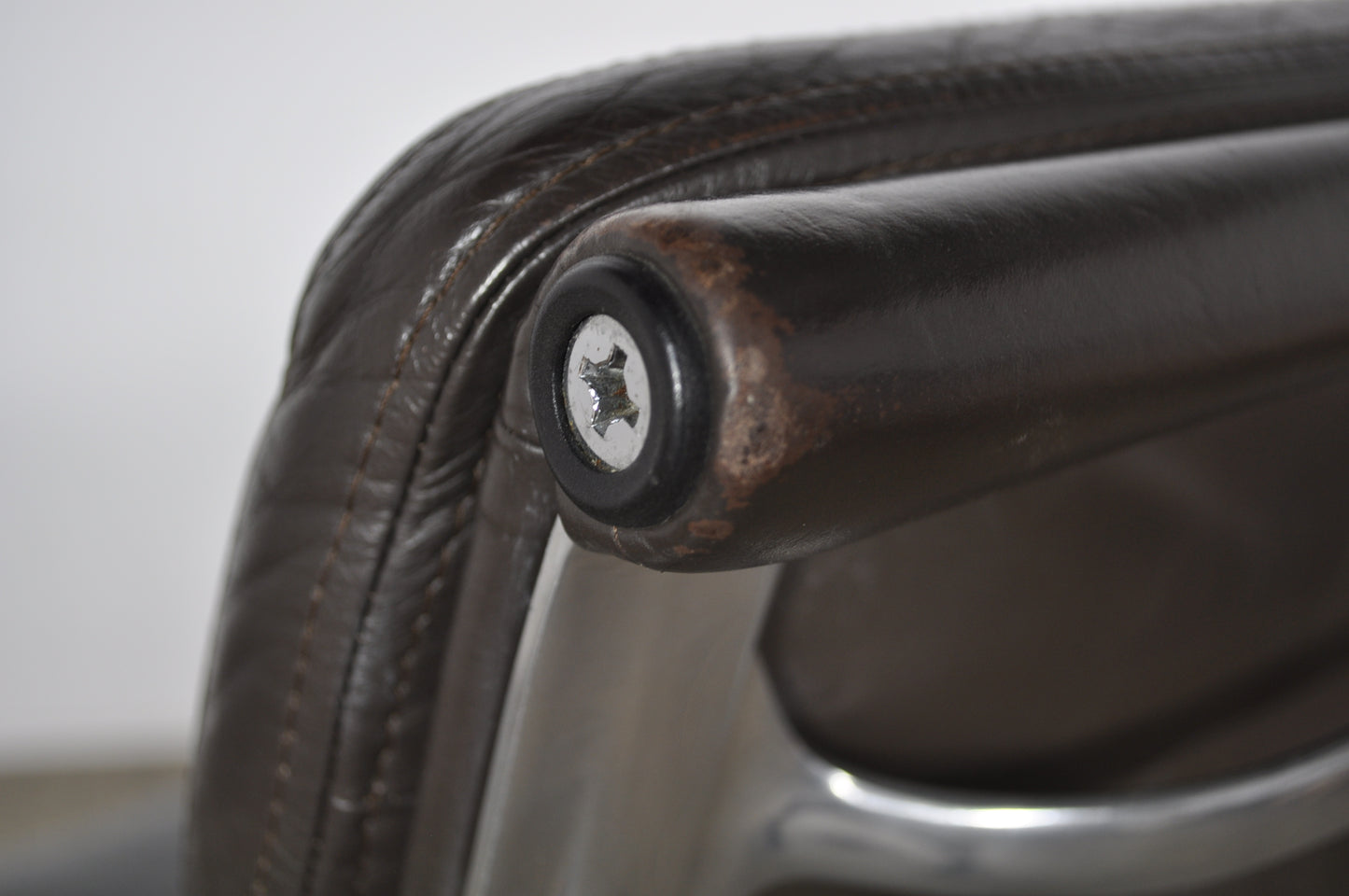 Eames Soft Pad Group Management Chair.