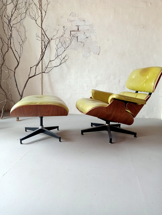 Eames Lounge Chair 670 + Ottoman 671 by Herman Miller.