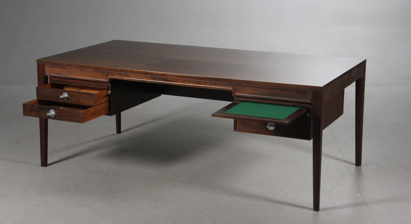 Finn Juhl. Freestanding desk. 'Diplomat', in mahogany.