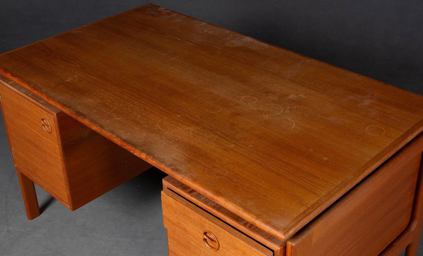 Teak Desk by GV Møbler.