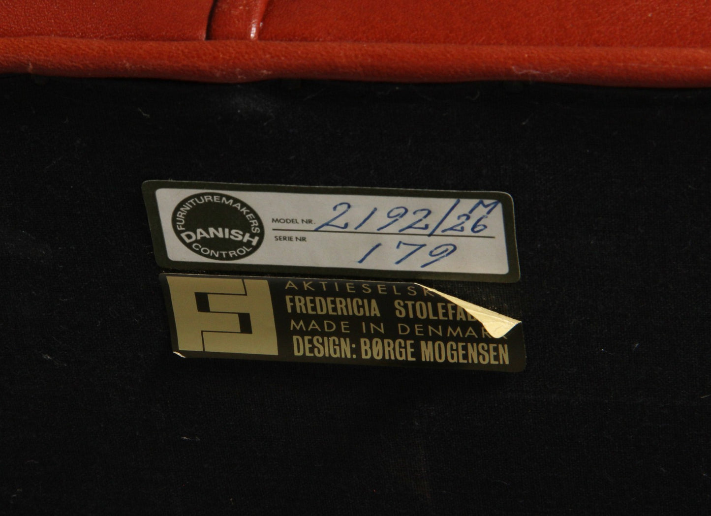 Børge Mogensen. Two seat sofa, model 2192 in leather.