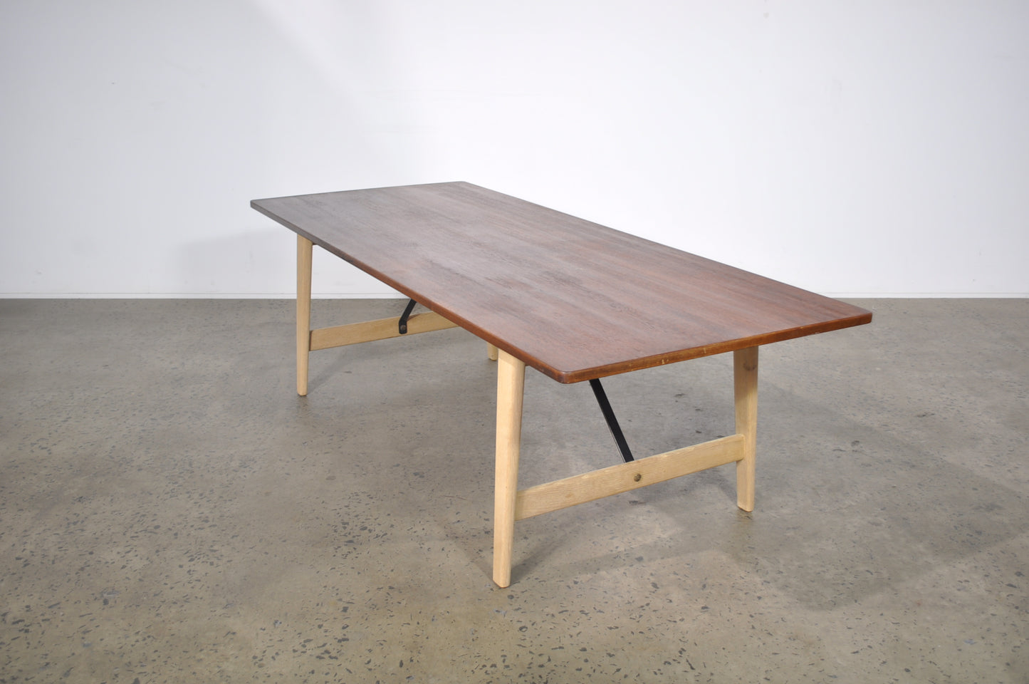 Børge Mogensen Teak and Oak Coffee Table for Fredericia Stolefabrik.