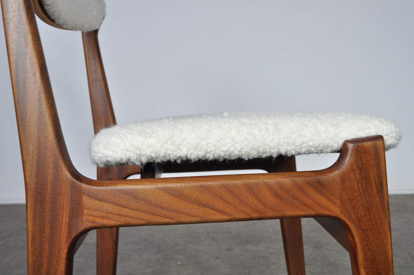 Danish dining chair. Set of 6 in Boucle.
