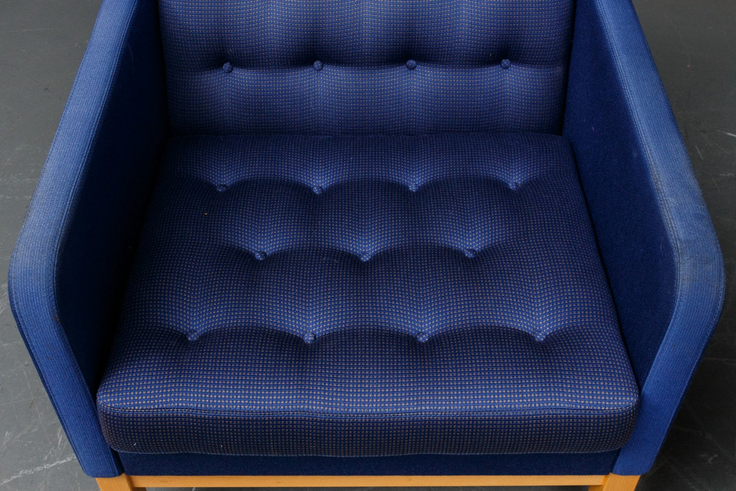 Erik Ole Jørgensen armchairs model EJ-315/1.