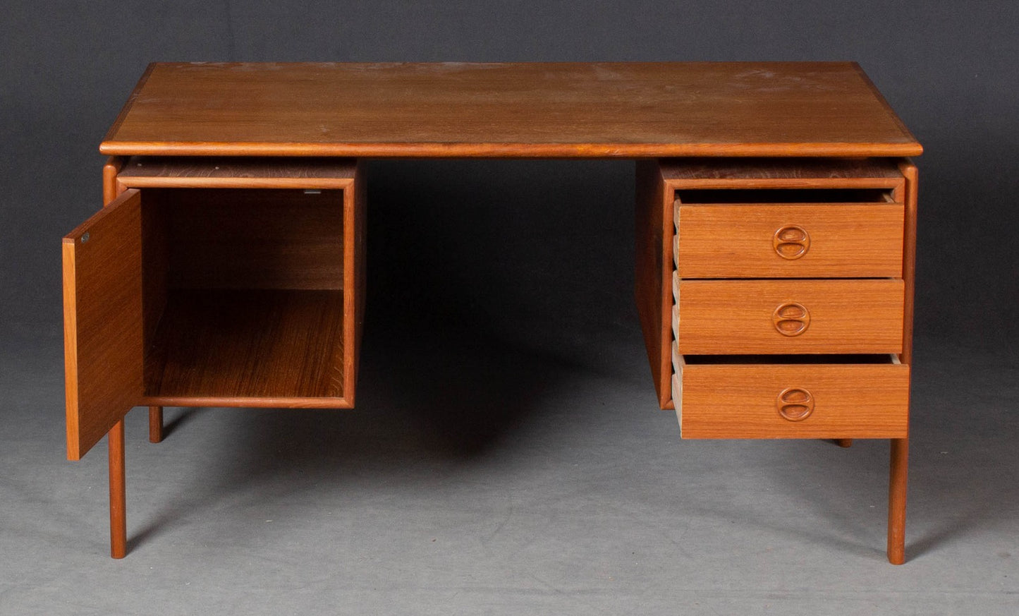 Teak Desk by GV Møbler.
