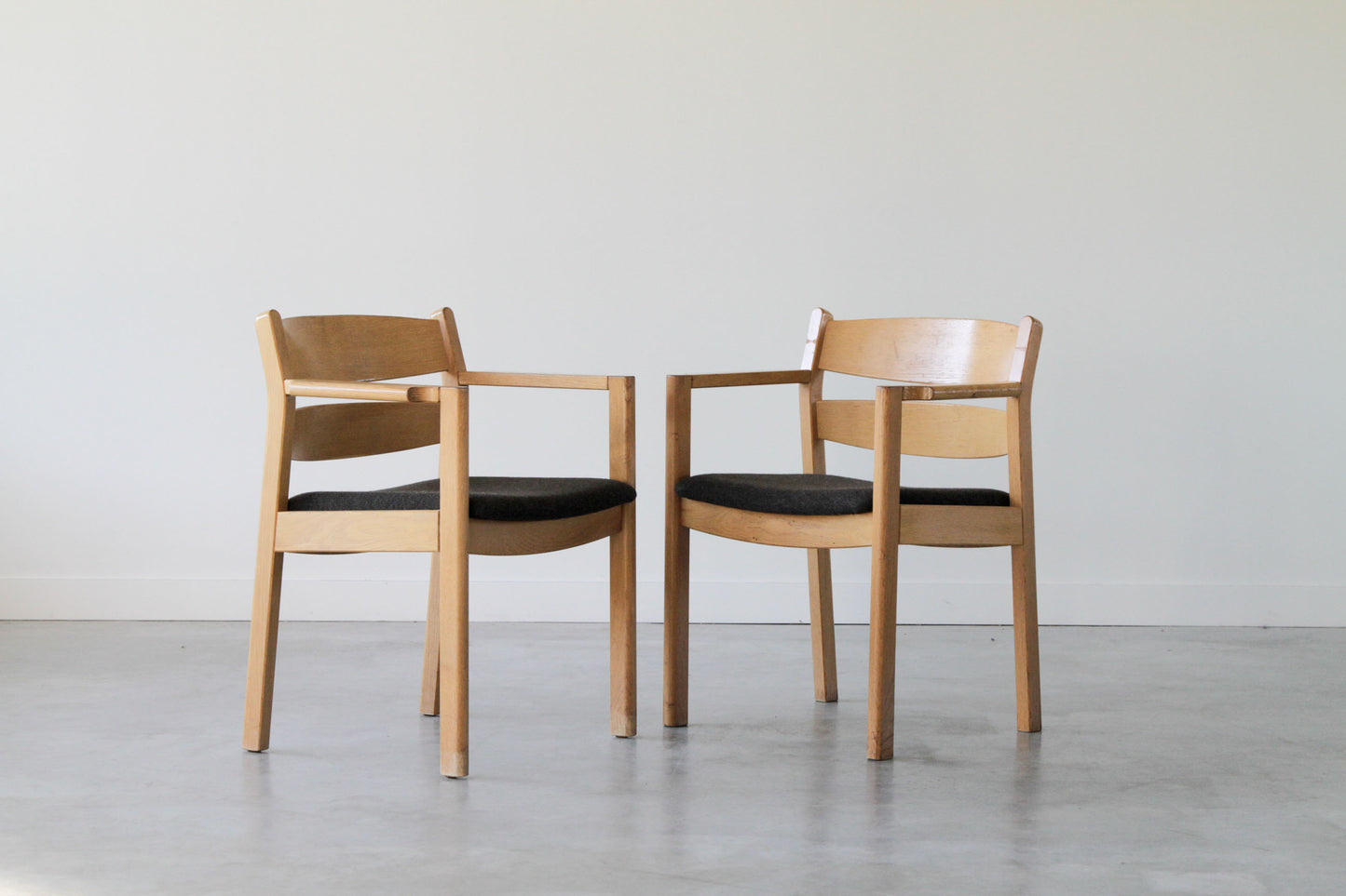 Kurt Østervig Oak Dining Chair in grey. Set of 8. (Under restoration)