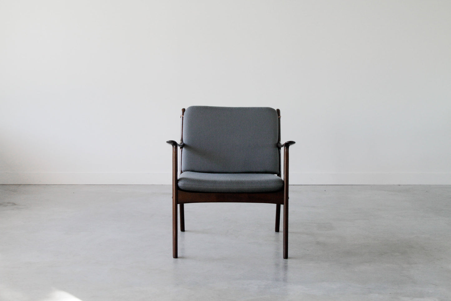 Ole Wanscher lounge chair. Model PJ 112.