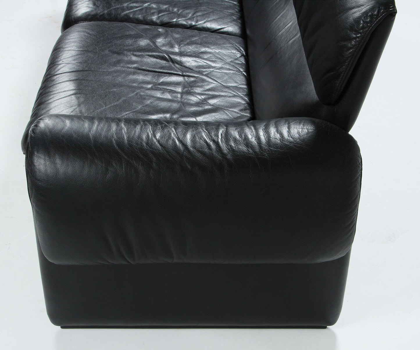 De Sede Two-Seater Sofa Model DS-2011/02.