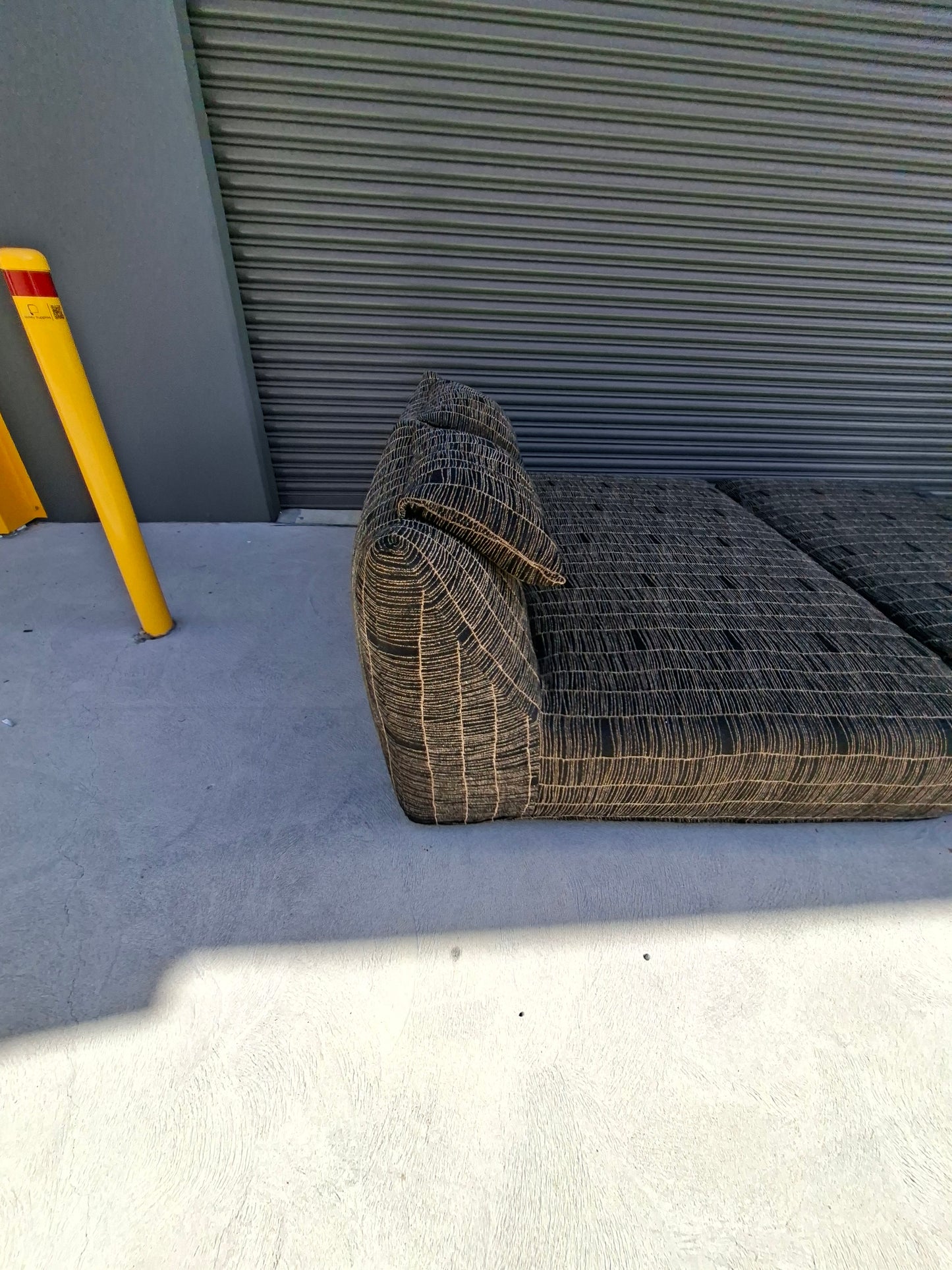 Le bambole daybed By Mario Bellini for B&B Italia. To be restored.