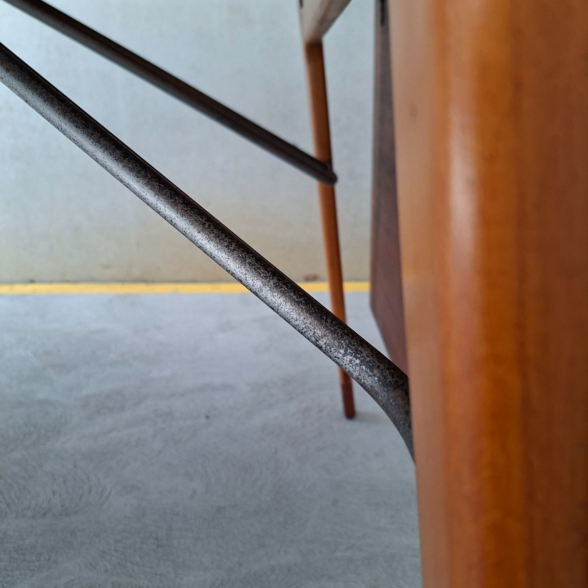 Børge Mogensen Drop-Leaf Dining Table for Søborg Møbelfabrik.