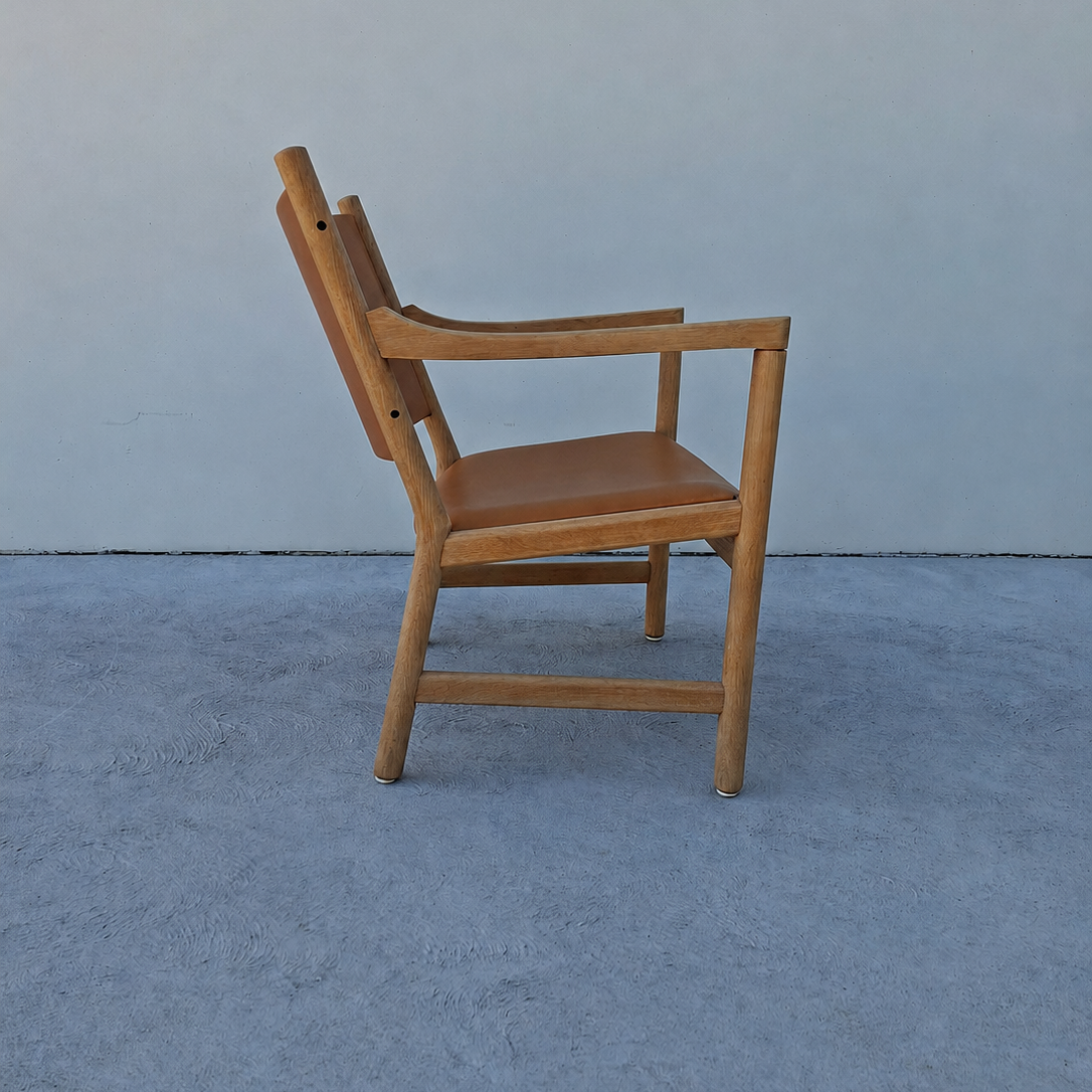 Hans J. Wegner CH-52 Armchairs for Carl Hansen Søn in Pelle leather.