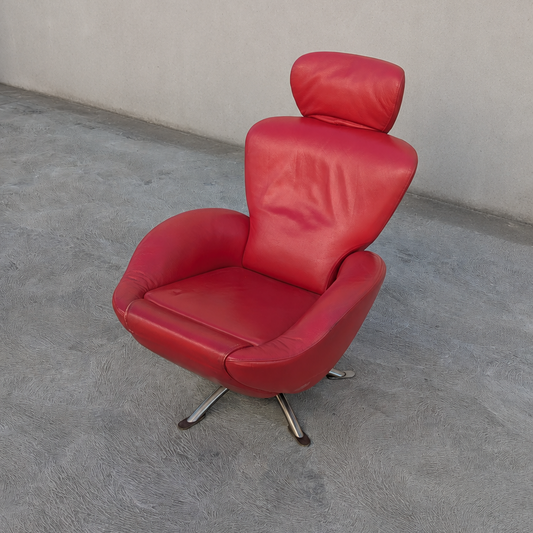 Cassina K10 Dodo Reclining Armchair in Red Leather.