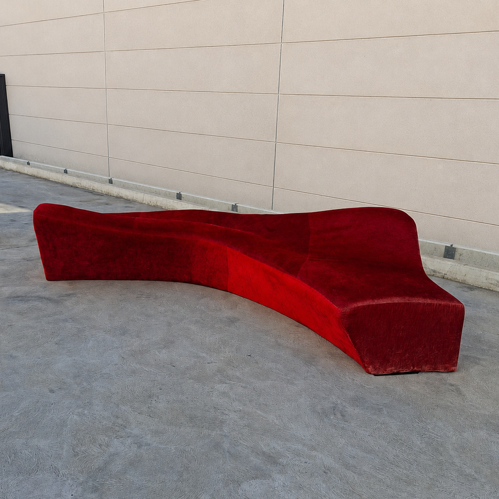 Zaha Hadid ‘Moraine’ Sofa for Sawaya & Moroni.