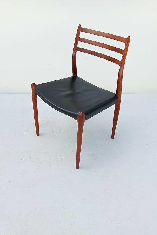 J.L. Møller model 78 chairs in Rosewood. Set of 8.
