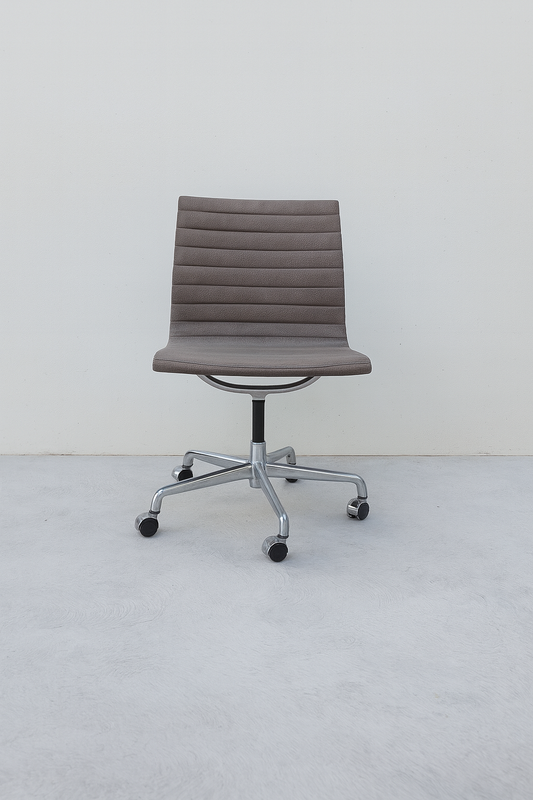 Eames Aluminum Group Management Chair.
