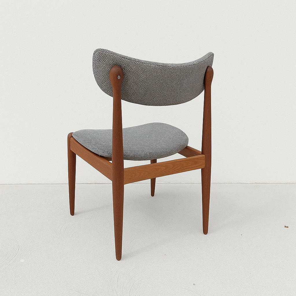 Parker model 108 dining chairs in Blackwood with Hallingdal fabric.