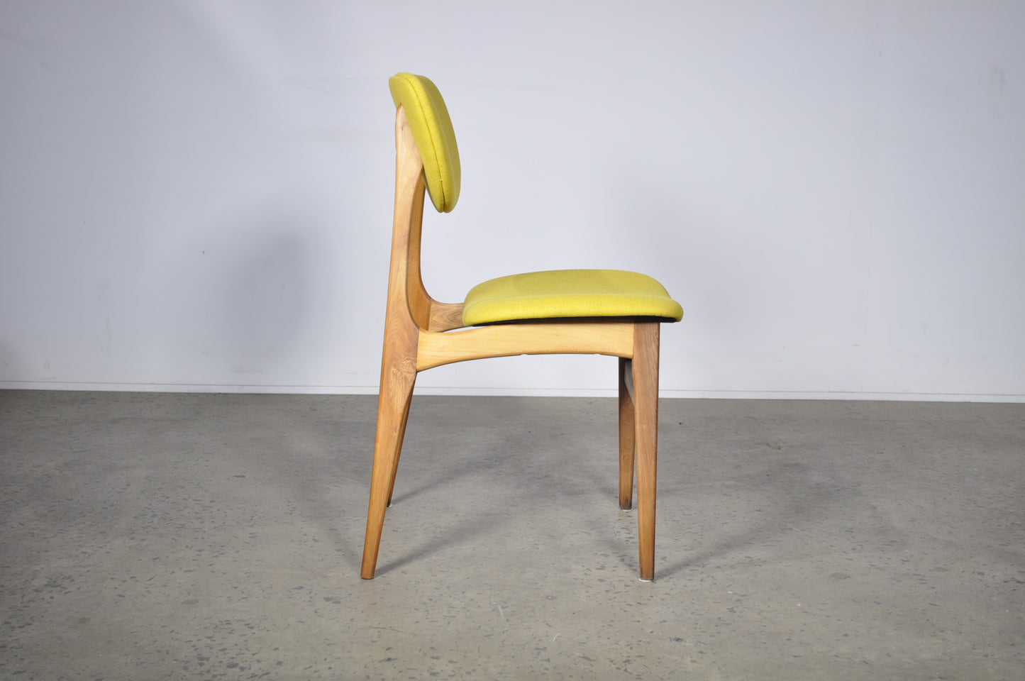Elite Dining chairs. Set of 6 in yellow linen.