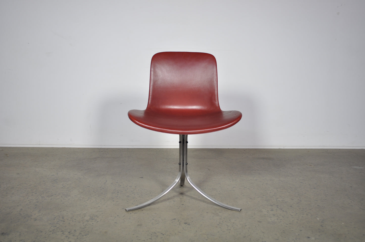 PK9 Chair by Poul Kjærholm for Fritz Hansen.