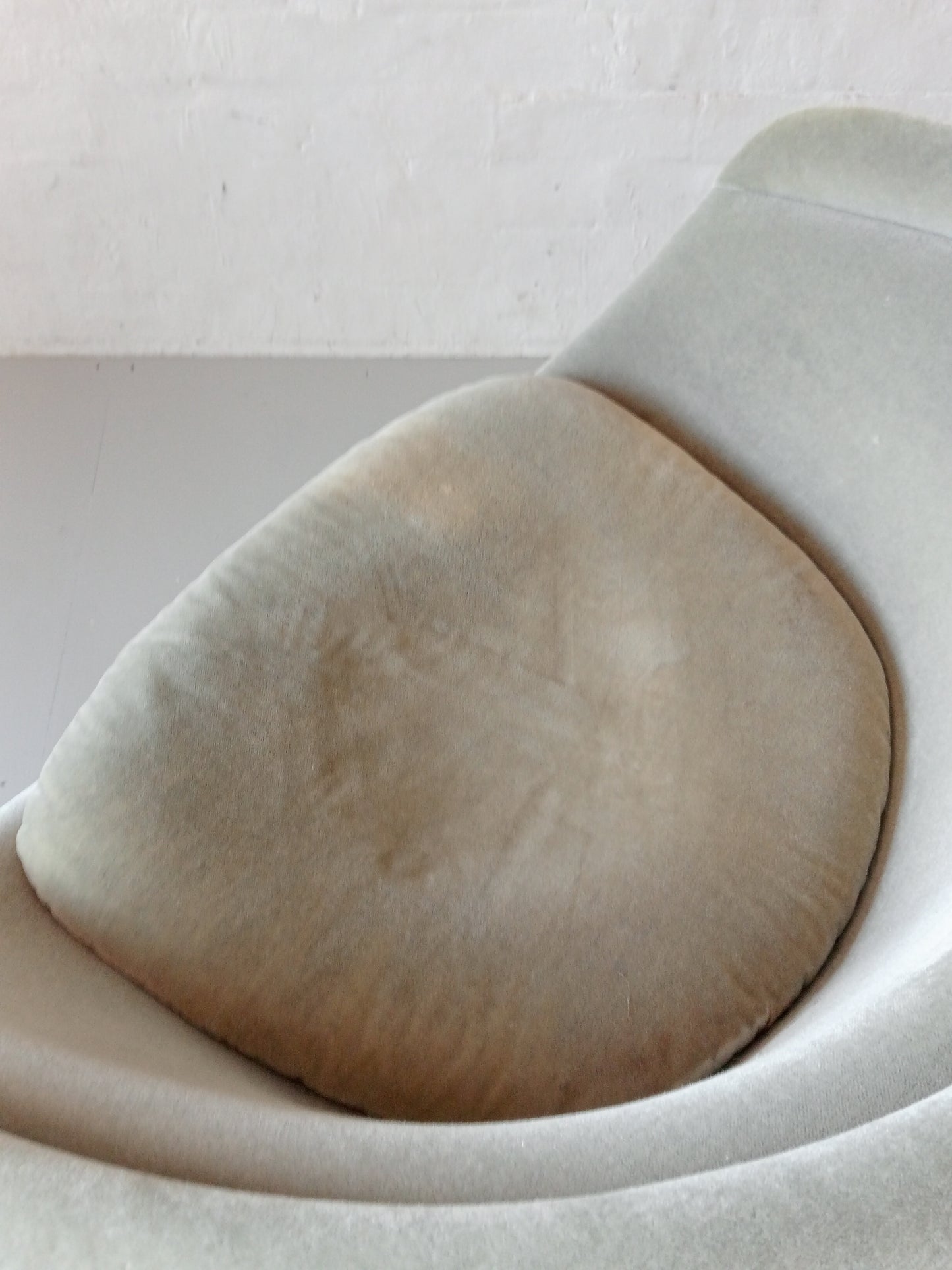 Warren Platner for Knoll armchairs.