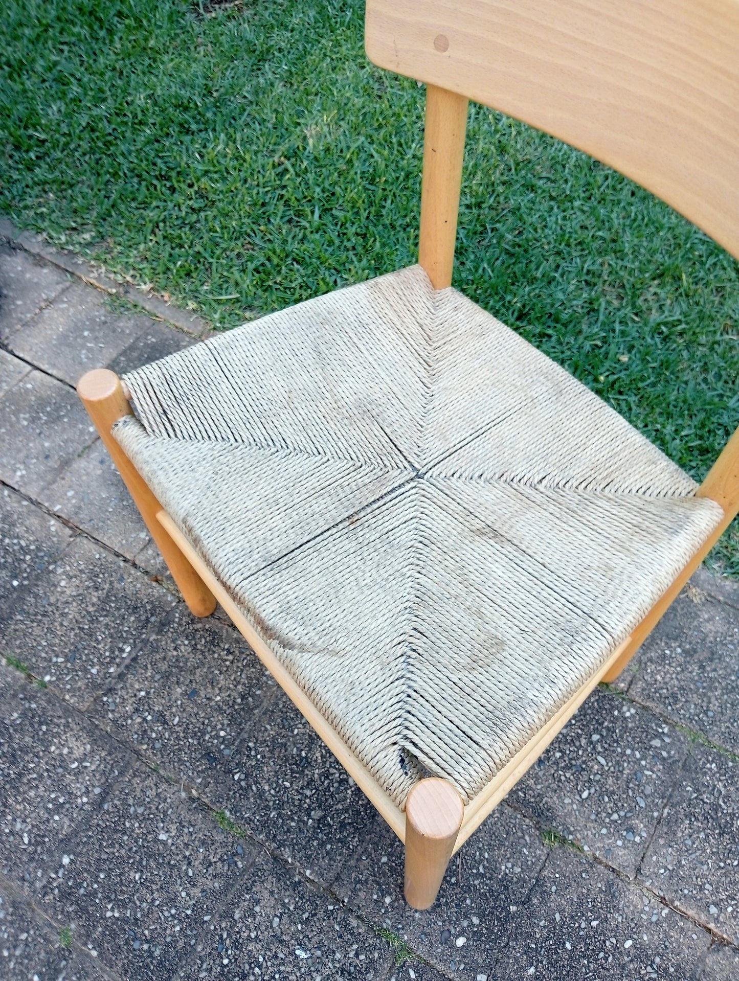 Børge Mogensen "Folkestolen" J39 dining chairs by FDB Mobler. (Under restoration)