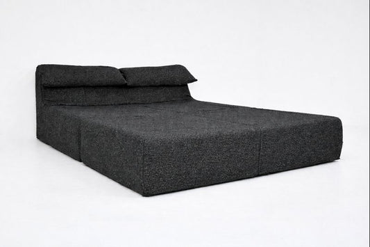 Le bambole daybed By Mario Bellini for B&B Italia. To be restored.