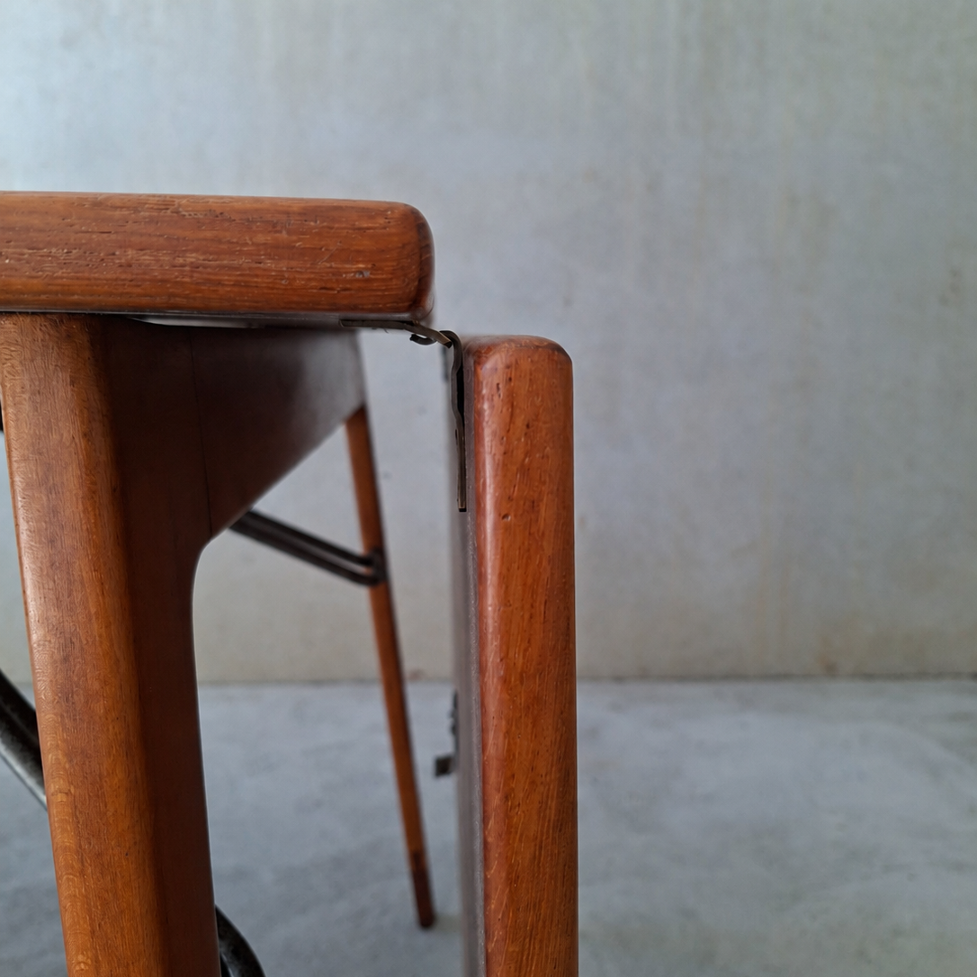 Børge Mogensen Drop-Leaf Dining Table for Søborg Møbelfabrik.