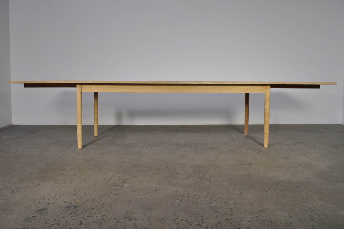 Oak extendable dining table.