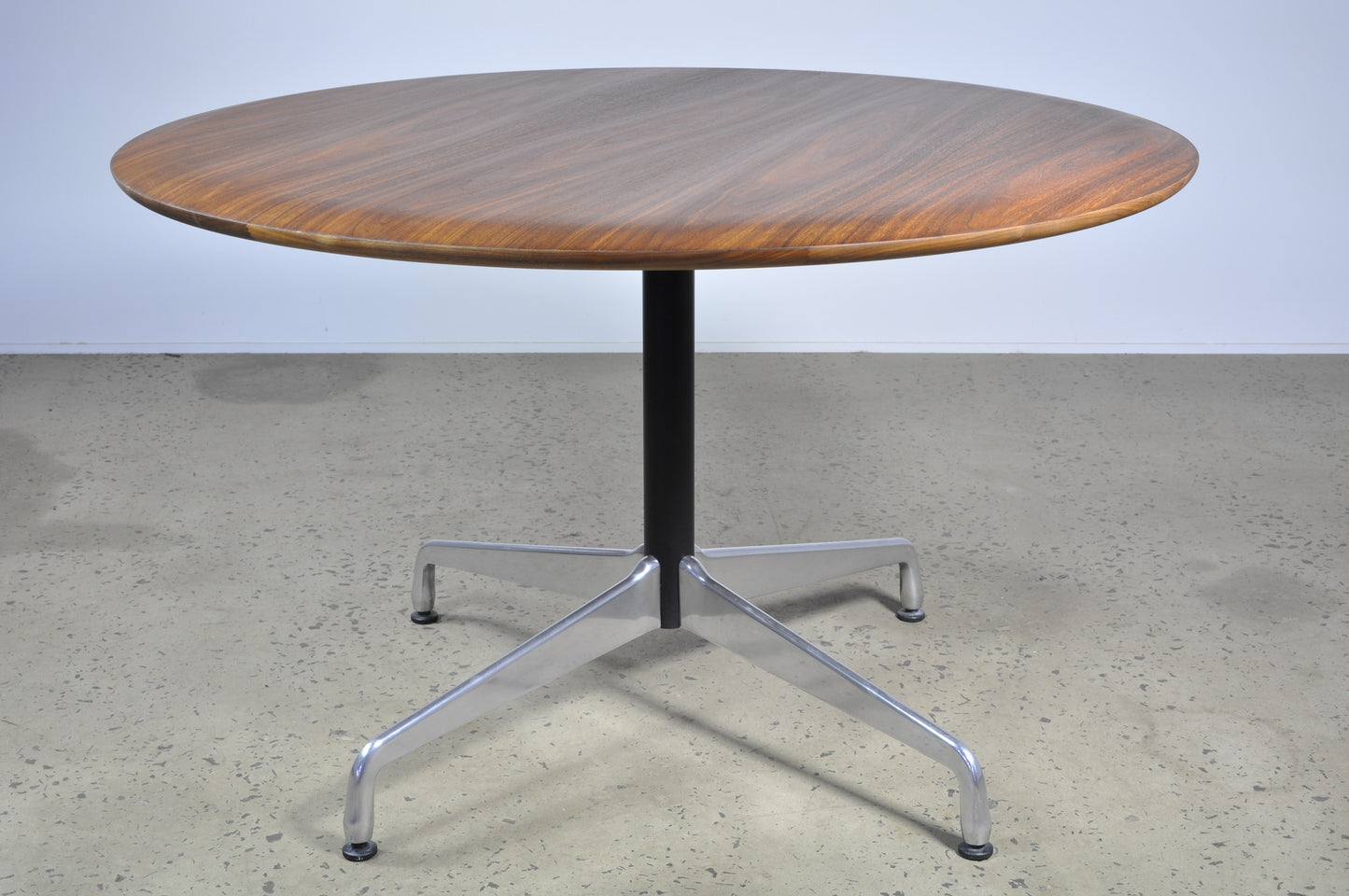 American Walnut Table 120cm