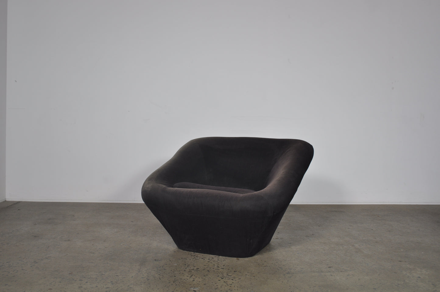 Artifort Classic Nest Chair by Pierre Paulin.