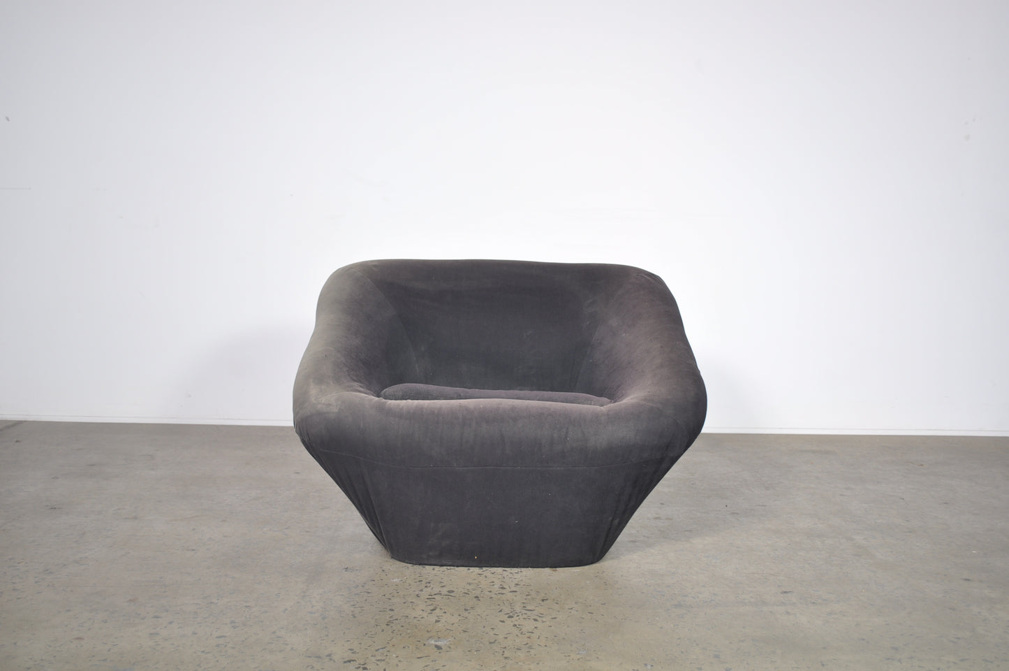 Artifort Classic Nest Chair by Pierre Paulin.