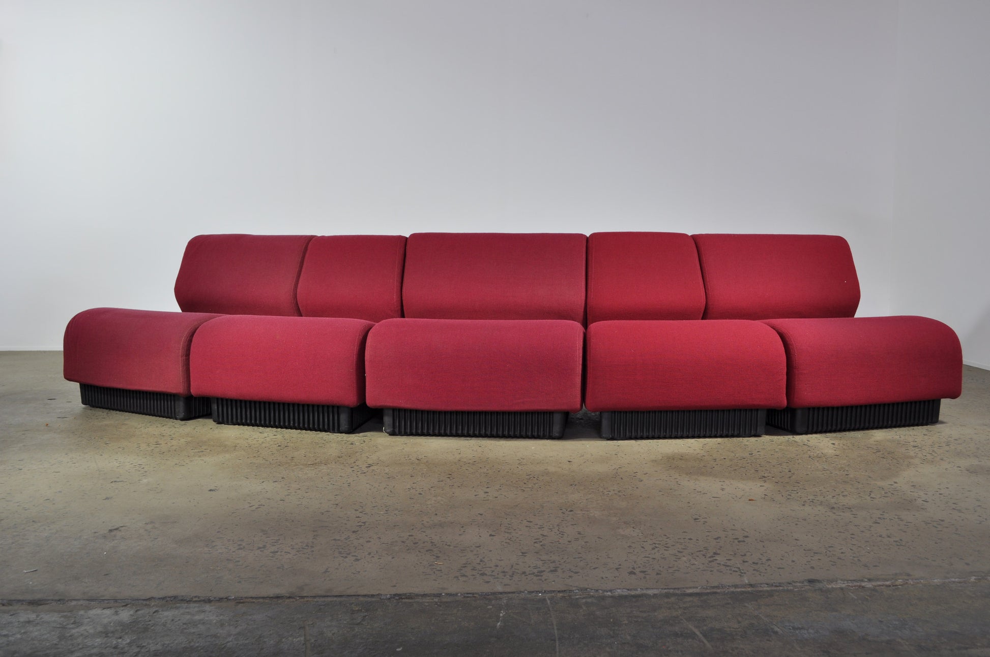 Don Chadwick modular sofa under restoration Case 22