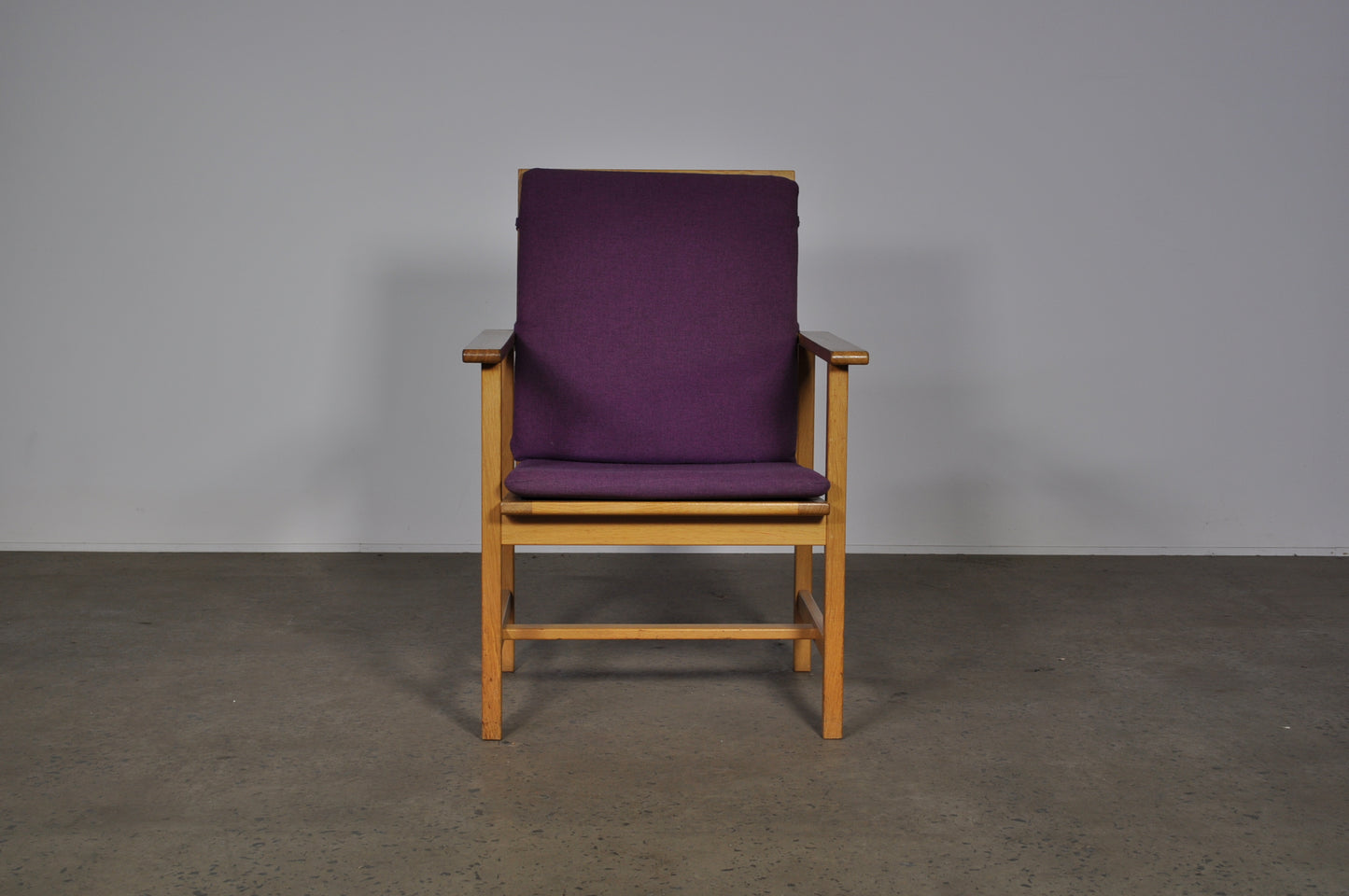 Børge Mogensen 2257 model armchair in Purple.