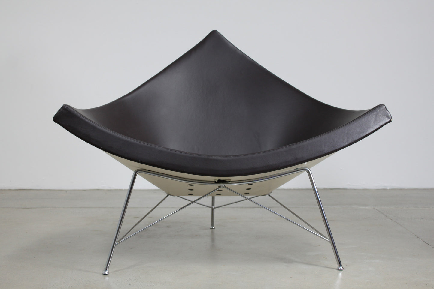 George Nelson Vitra Coconut Chair - Case 22