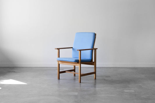 Børge Mogensen 2257 model armchair/dining chairs. Set of Eight.